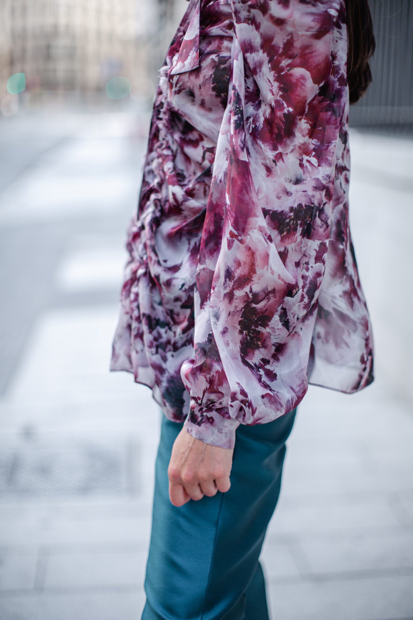 Blusa manga larga estampado floral
